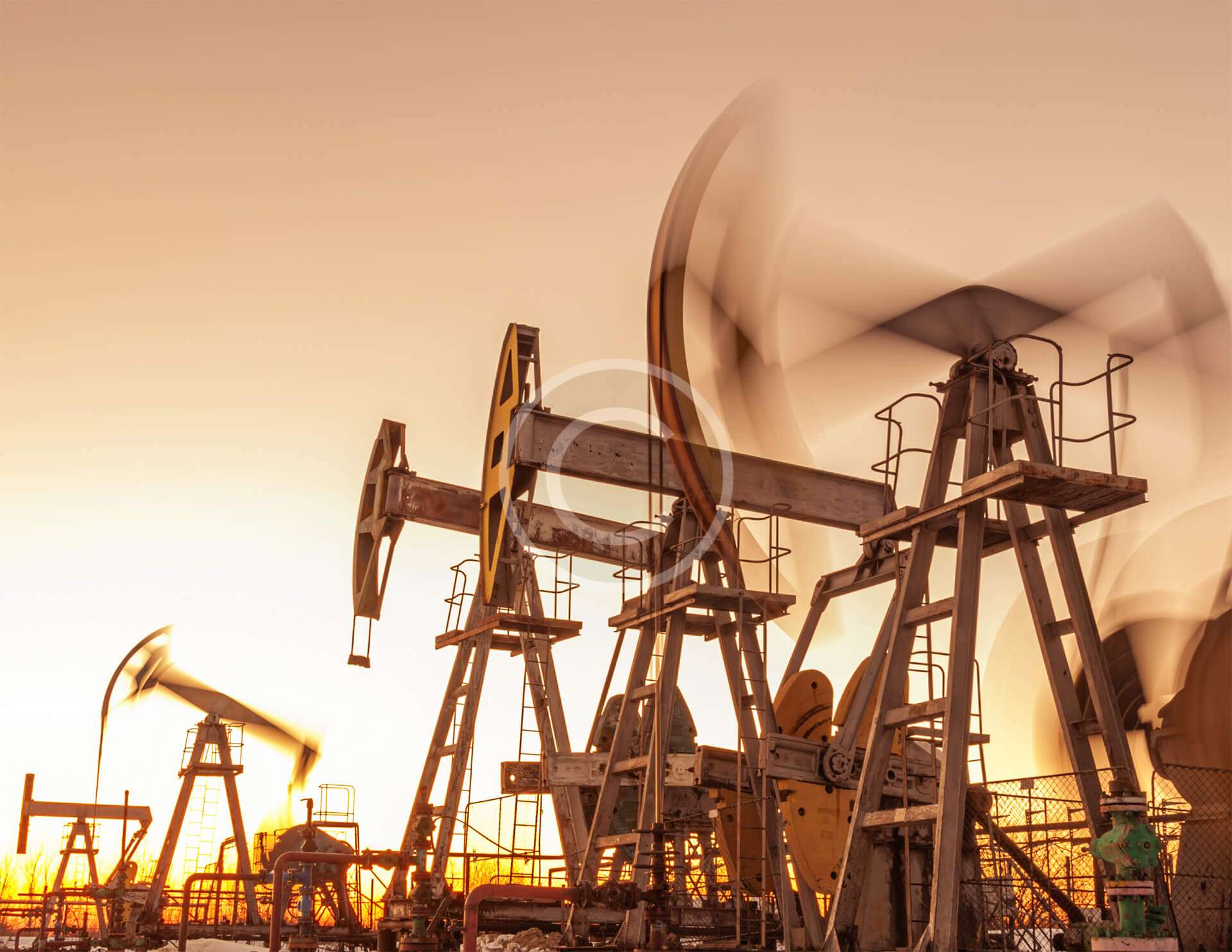 Oil refining: three ways you can invest